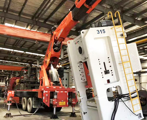 汝阳附近随车吊出租，轻松解决运输难题