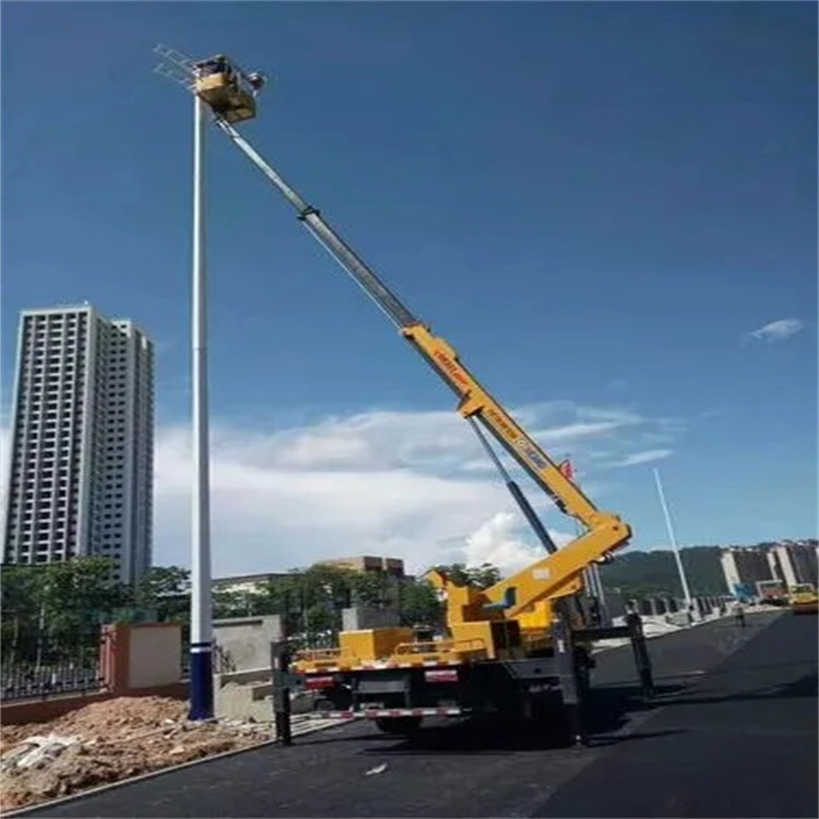 汝阳维修路灯的曲臂升降车出租