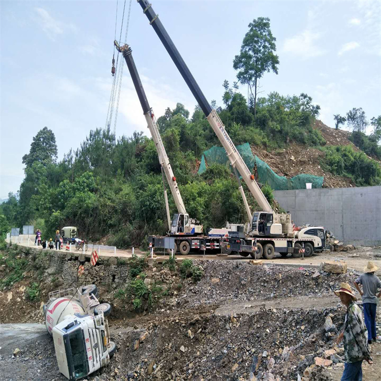 汝阳汽车掉沟里叫吊车救援要多少钱