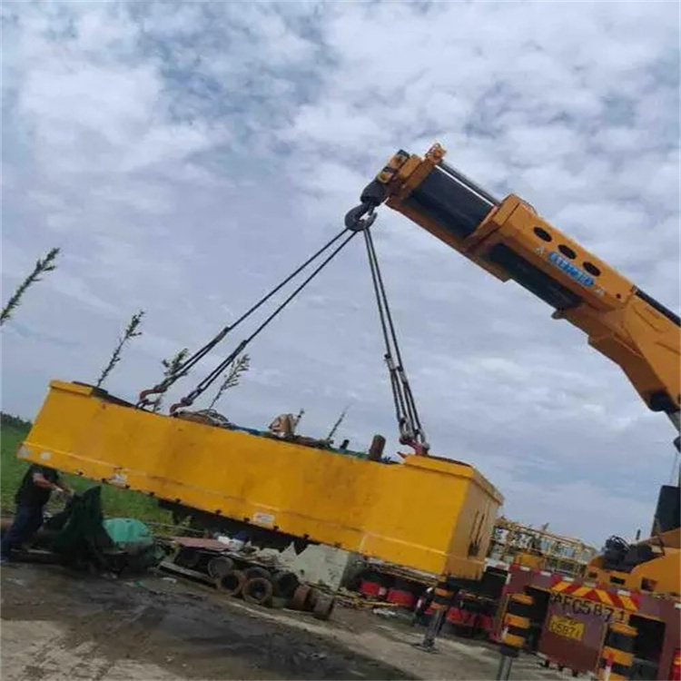 汝阳随车吊吊集装箱怎么吊